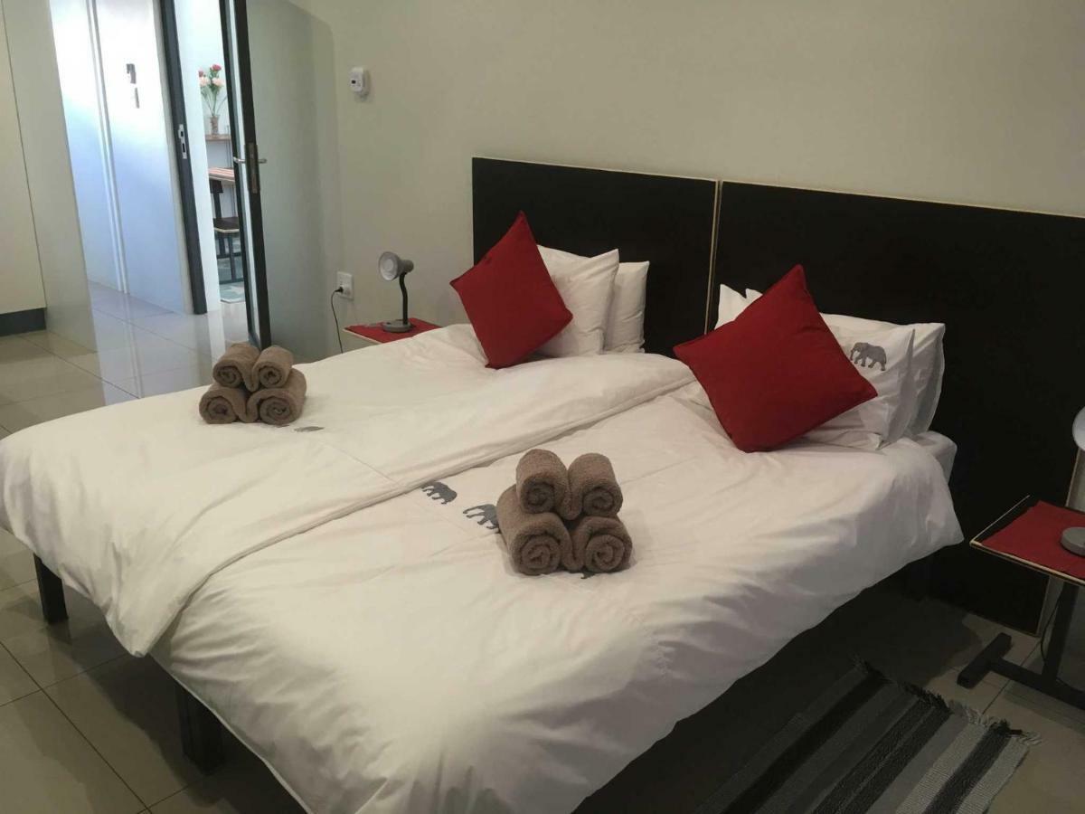 Suiderhof Self-Catering Hotell Windhoek Exteriör bild