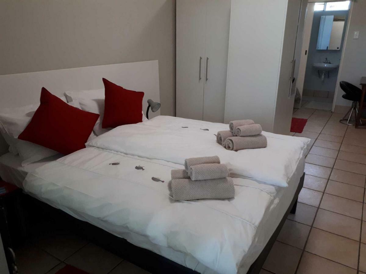 Suiderhof Self-Catering Hotell Windhoek Exteriör bild