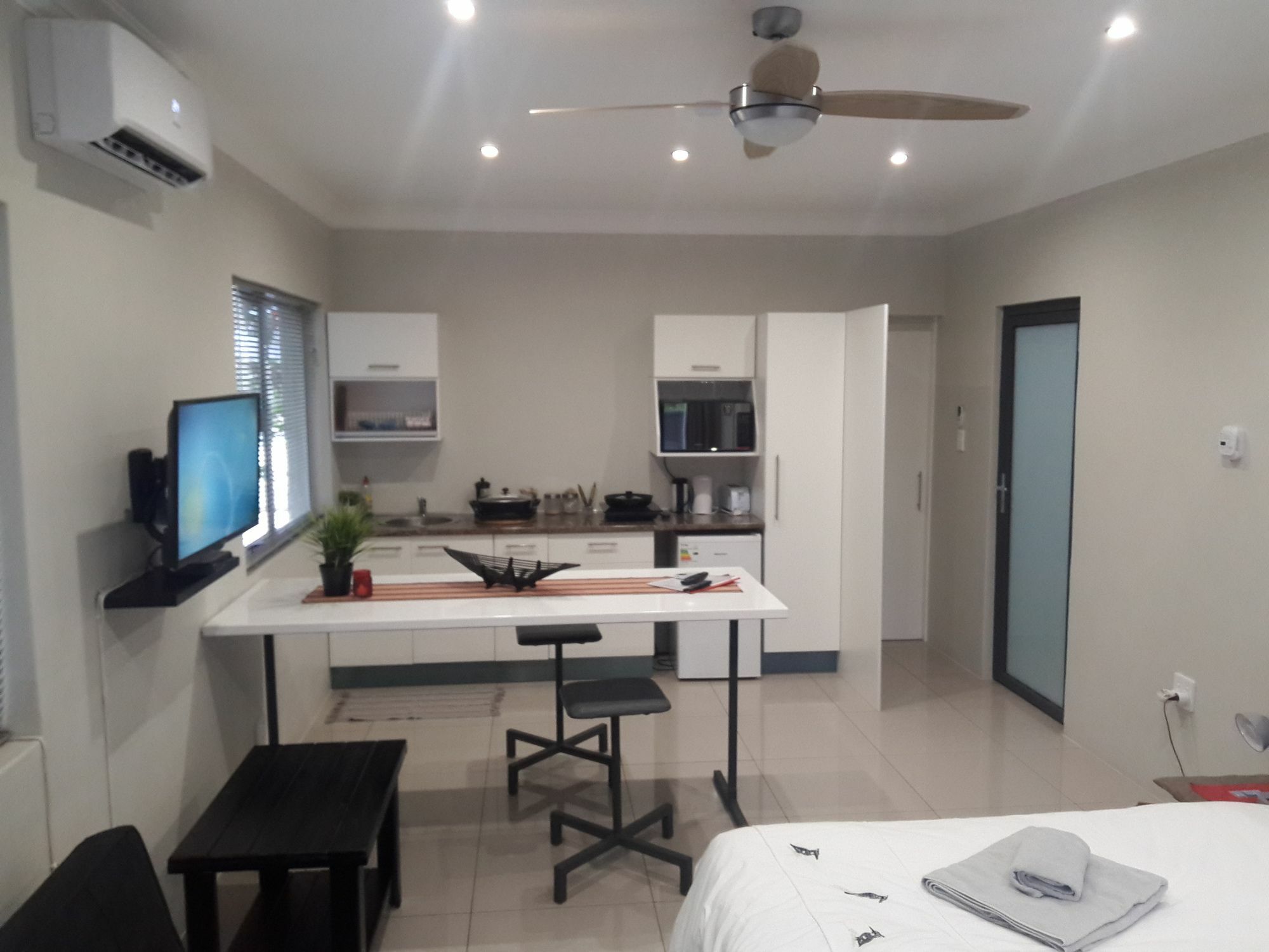 Suiderhof Self-Catering Hotell Windhoek Exteriör bild